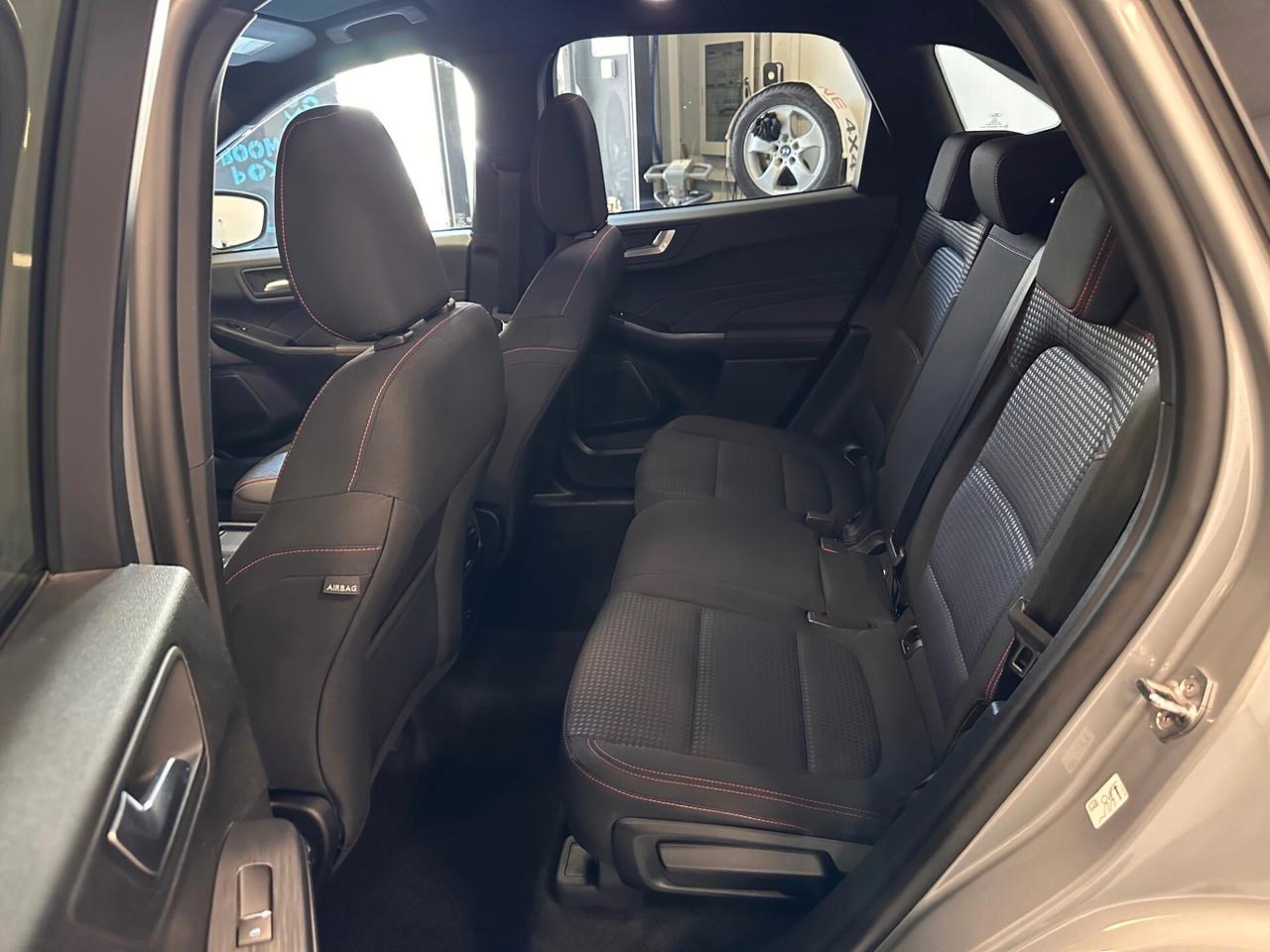 FORD KUGA 1.5 DIESEL ST LINE CAMBIO MANUALE