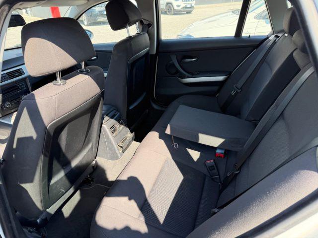 BMW 318 i cat Touring Attiva