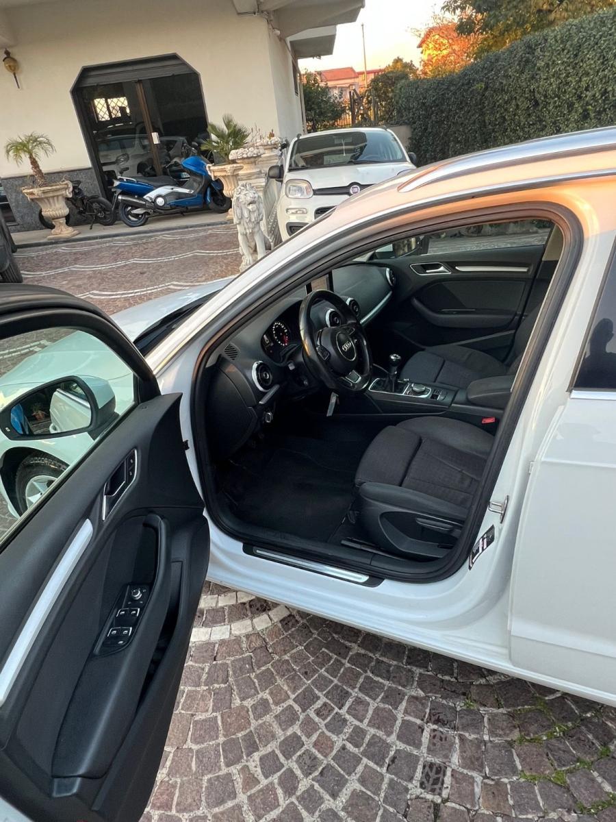 AUDI A3 Sportback 1.6 TDI clean diesel Ambition