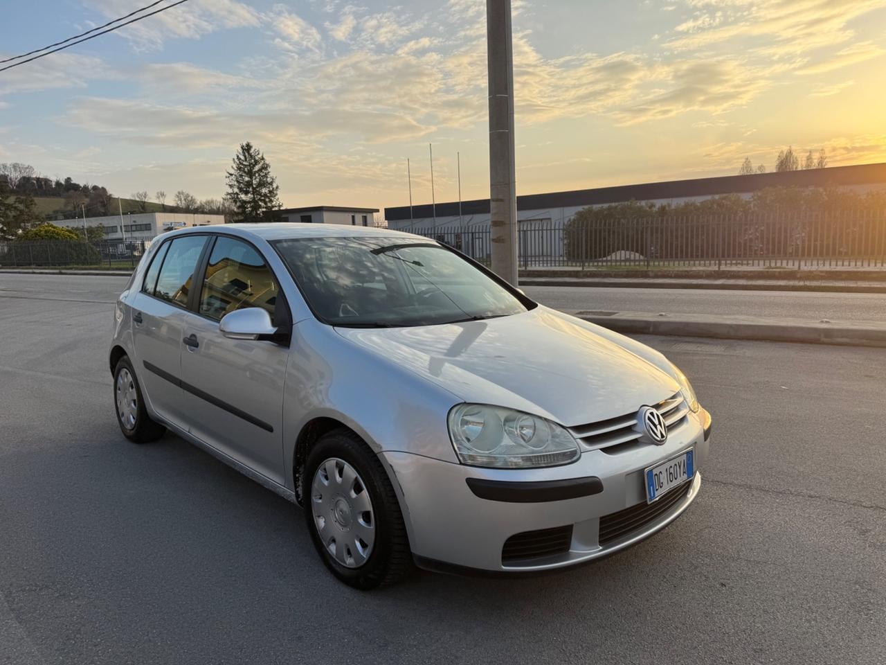 Volkswagen Golf 1.9 TDI 5p. Comfortline