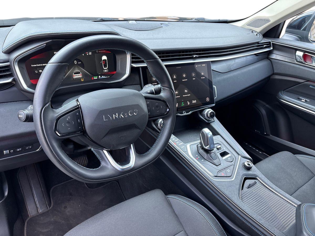 LYNK&CO 01 1.5 td phev auto