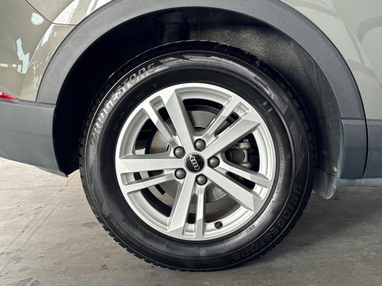 Audi Q3 35 TDI S line edition