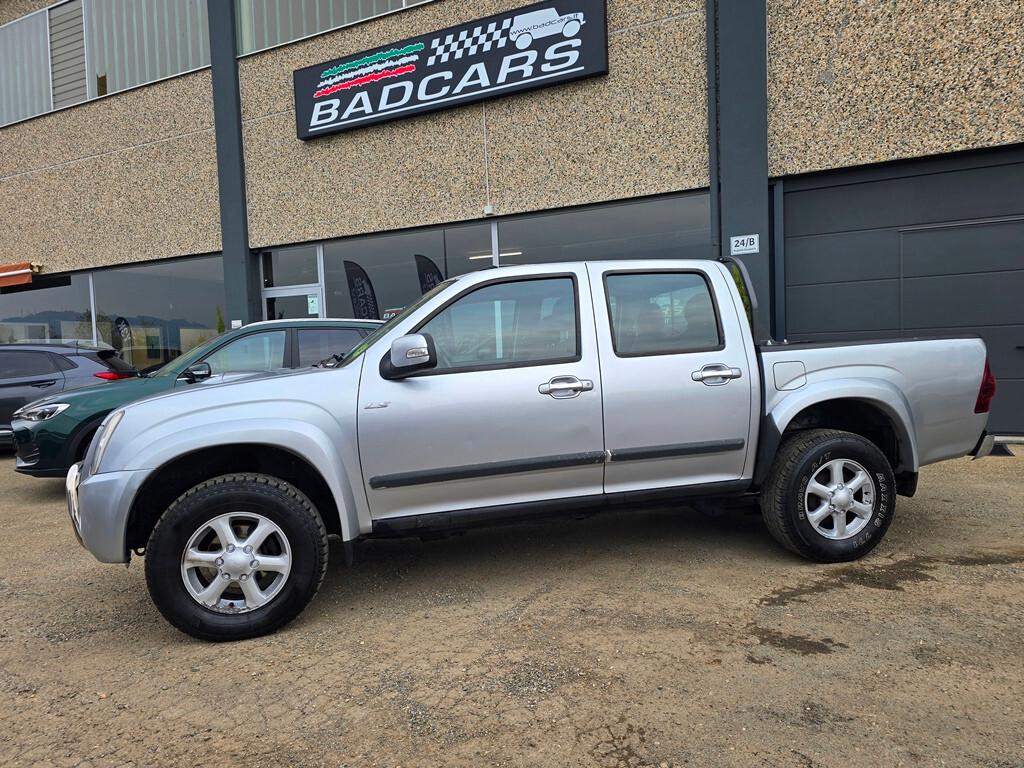 Isuzu D-Max 3.0 TDI 163CV CREW CAB "LS"