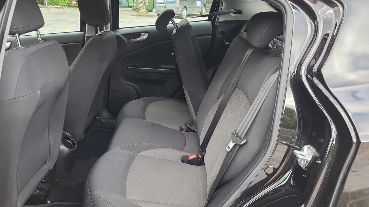 Alfa Romeo GIULIETTA 1,6 JTDM-2-UNICO PROPRIETARIO