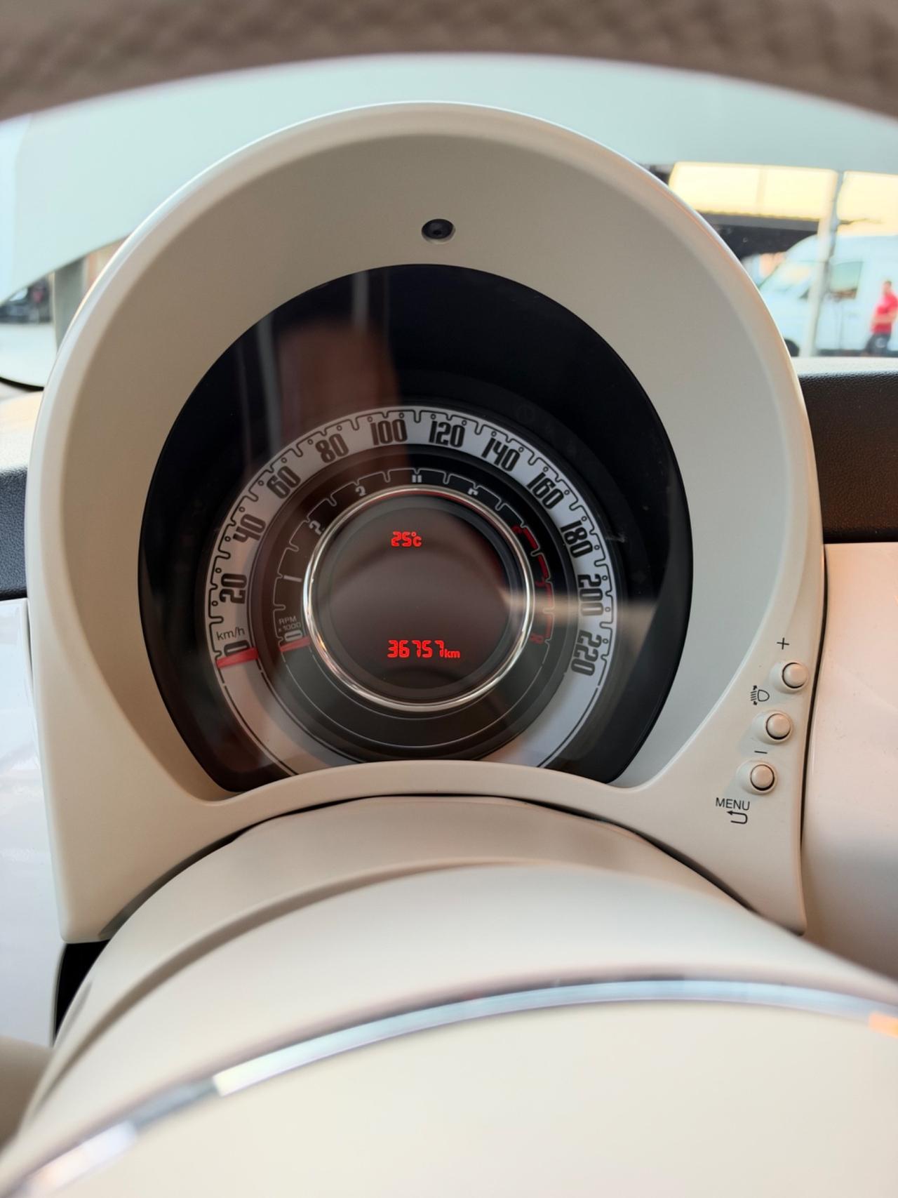 Fiat 500 C 1.0 Hybrid Dolcevita