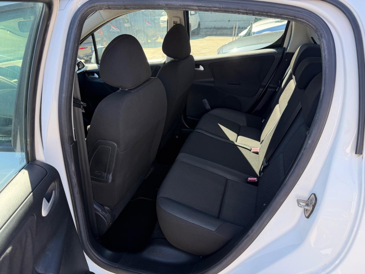 Peugeot 207 1.4 HDi 70CV 5p. Energie / 140.000KM