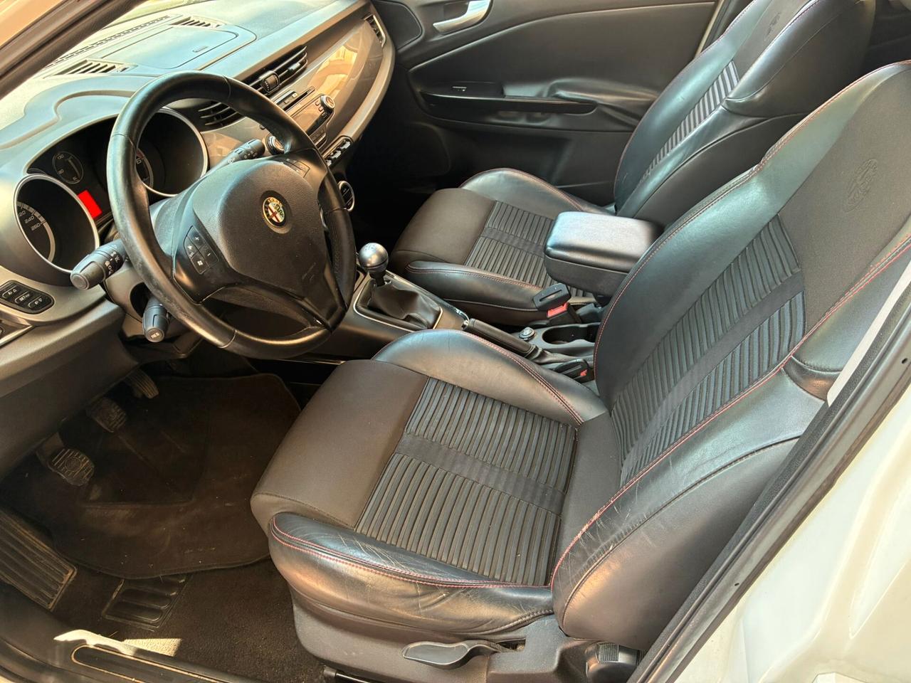 Alfa Romeo Giulietta1.6mjet105CV perfetta-11