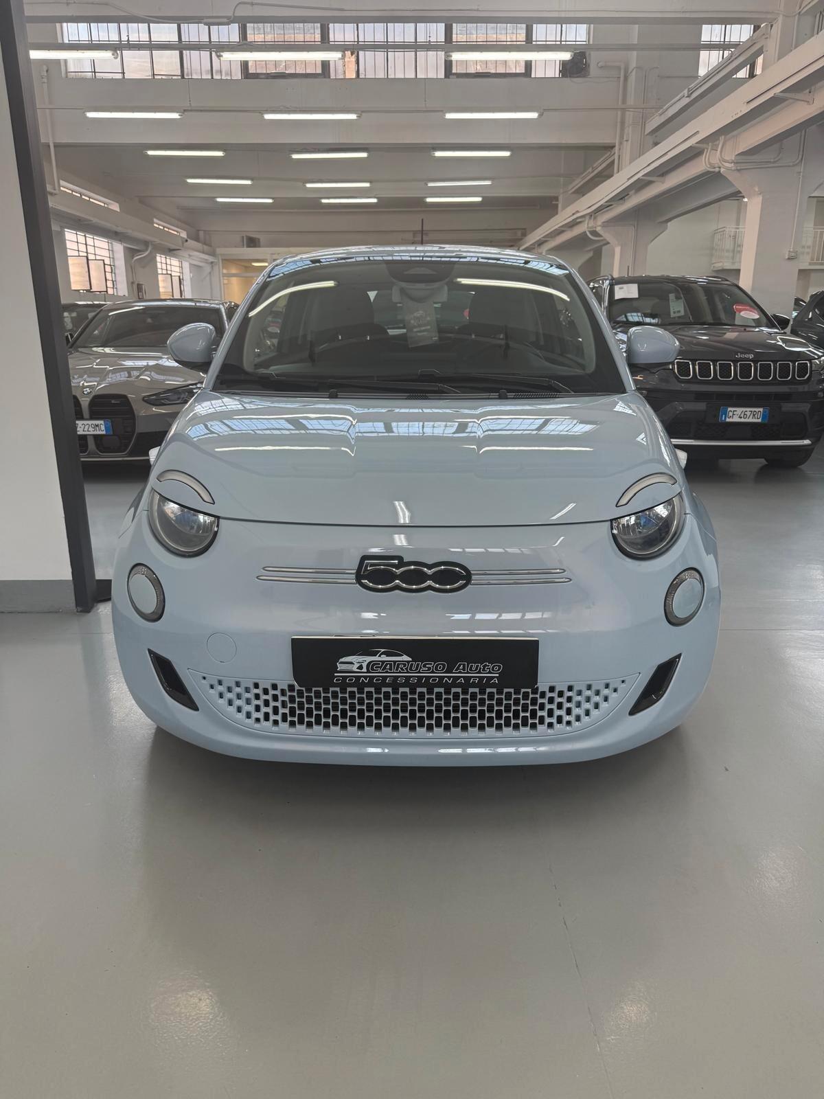 Fiat 500 500e Berlina 42 kWh Icon