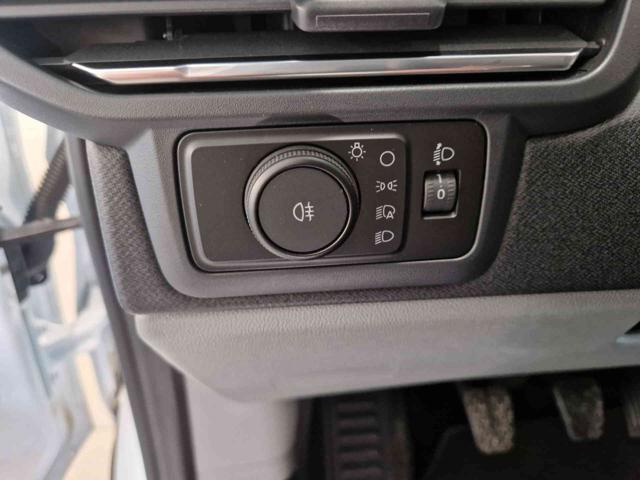 FORD Tourneo Custom 2.0 EcoBlue 136CV PC Titanium 8 POSTI