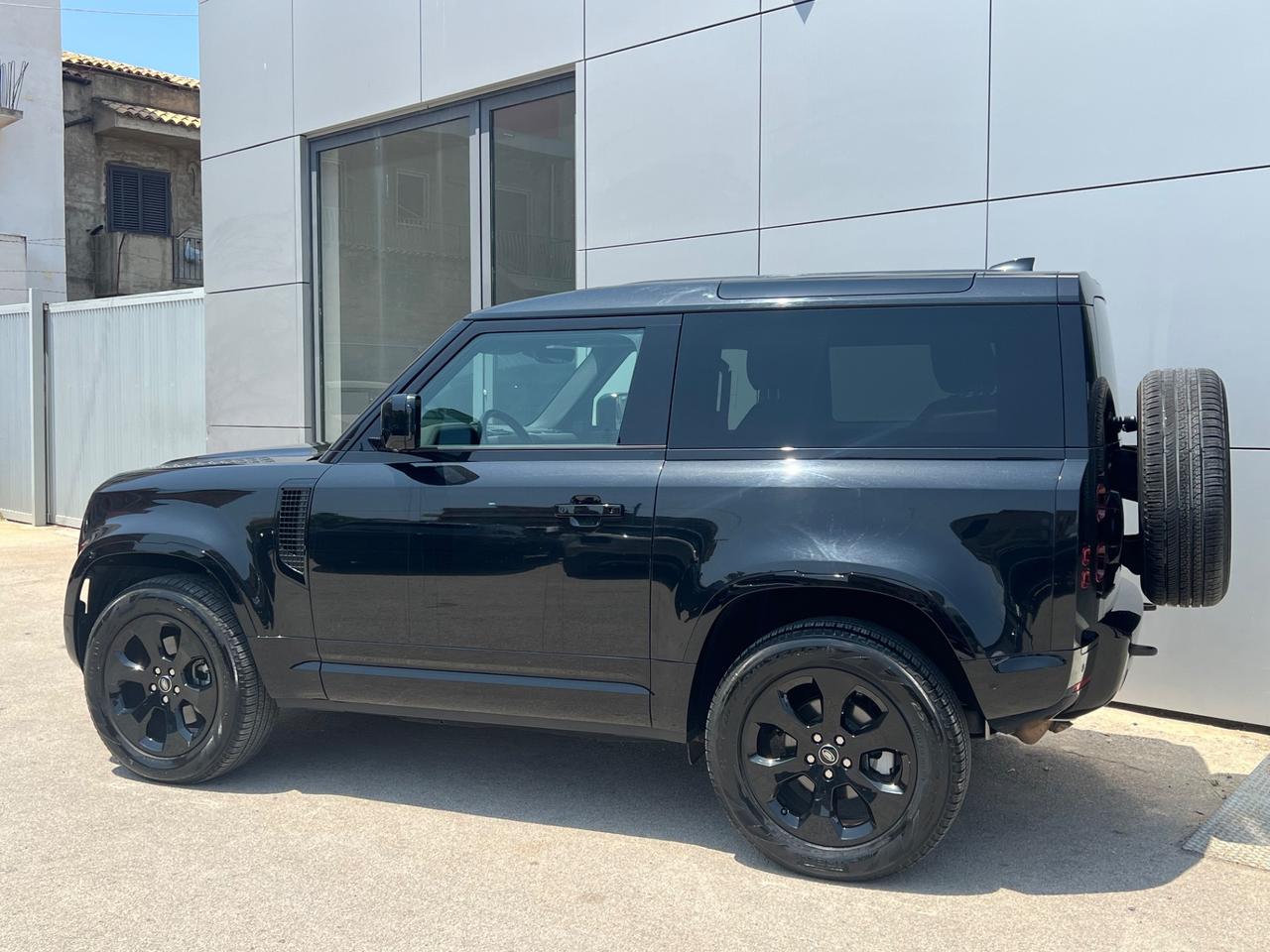 Land Rover Defender 90 3.0d i6 mhev X-Dynamic SE awd 200cv auto