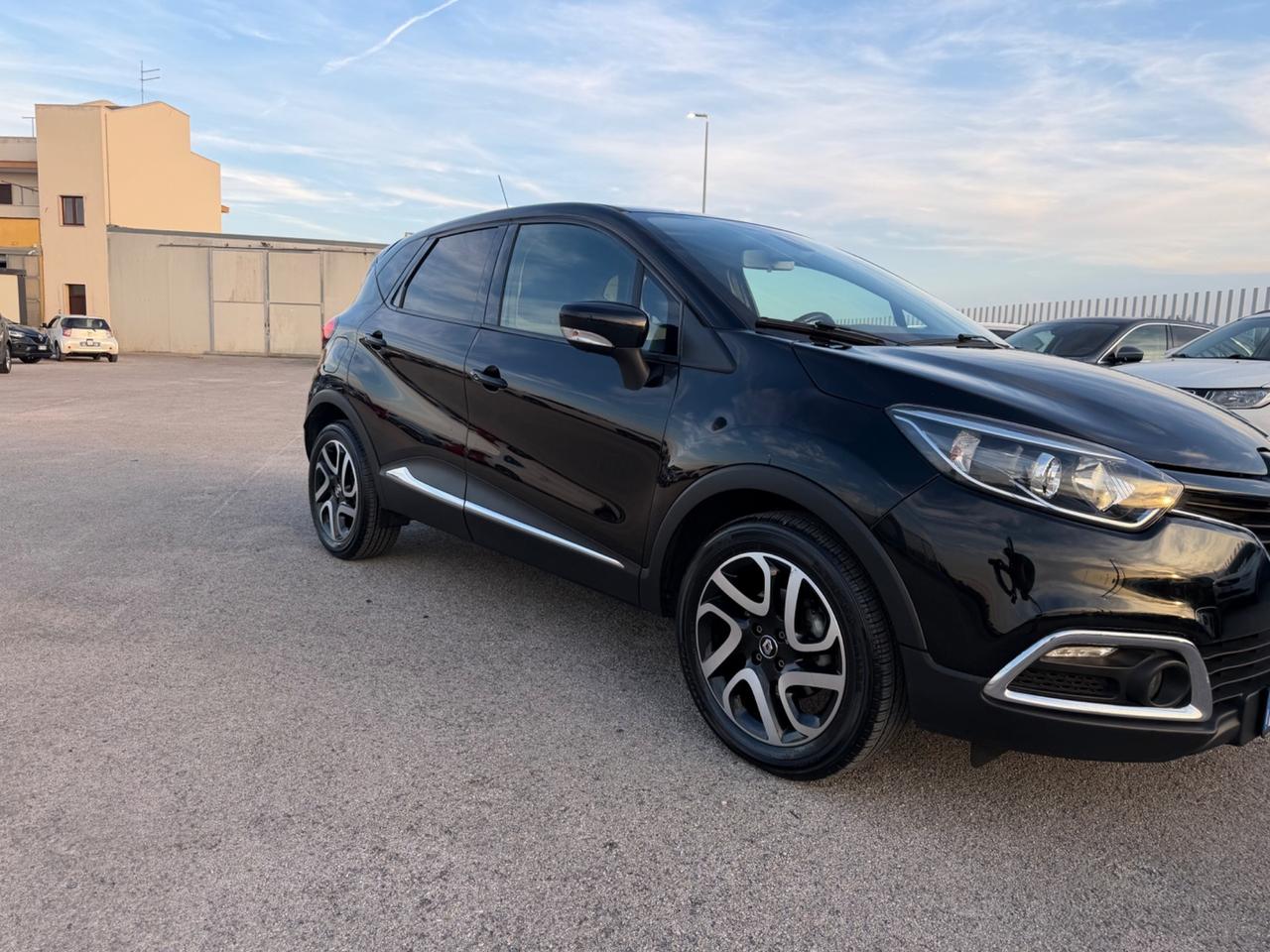 RENAULT CAPTUR 1.2 TCe 120 CV EDC FULL LED MY17