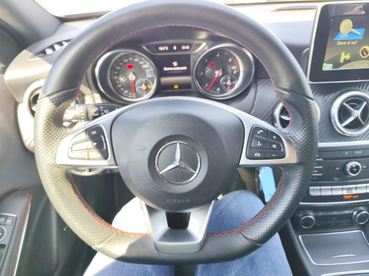 Mercedes-benz A 200 d Premium