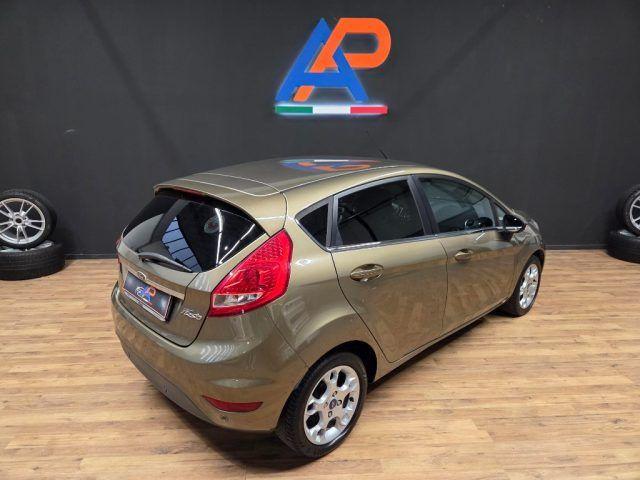 FORD Fiesta 1.4 TDCi 70CV 5 porte Titanium