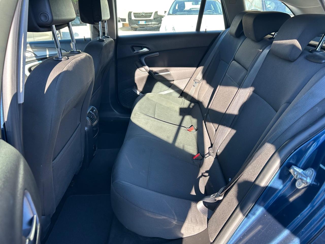 Opel Insignia 2.0 CDTI Sports Tourer Cosmo