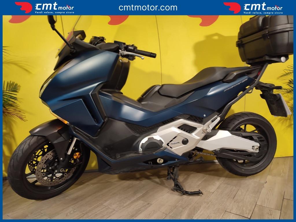 Honda Forza 750 - 2022