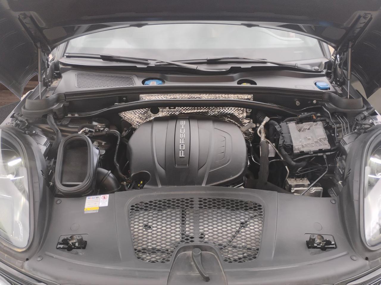 Porsche Macan 2.0 245cv pdk.CERCHI 21.TELECAMERA 360