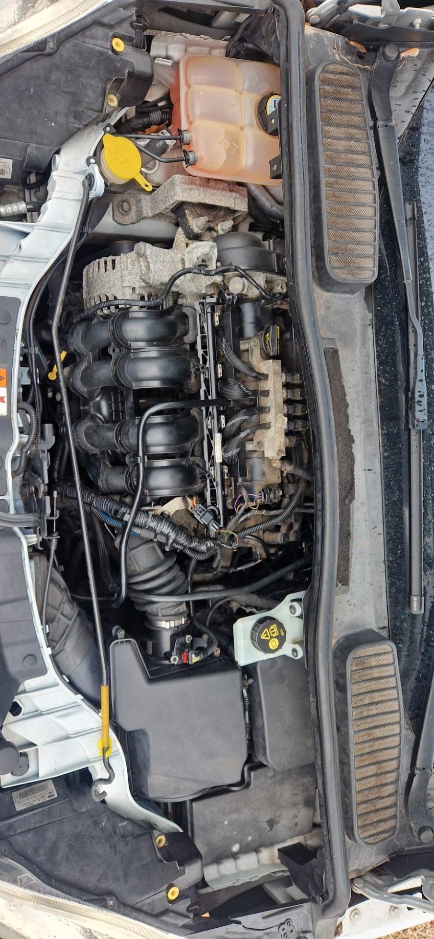 Ford C-Max 1.6 120CV GPL Plus