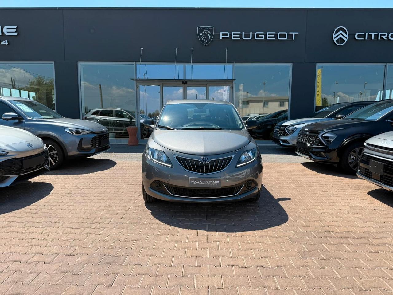 Lancia Ypsilon 1.0 FireFly 5 porte S&S Hybrid Platino