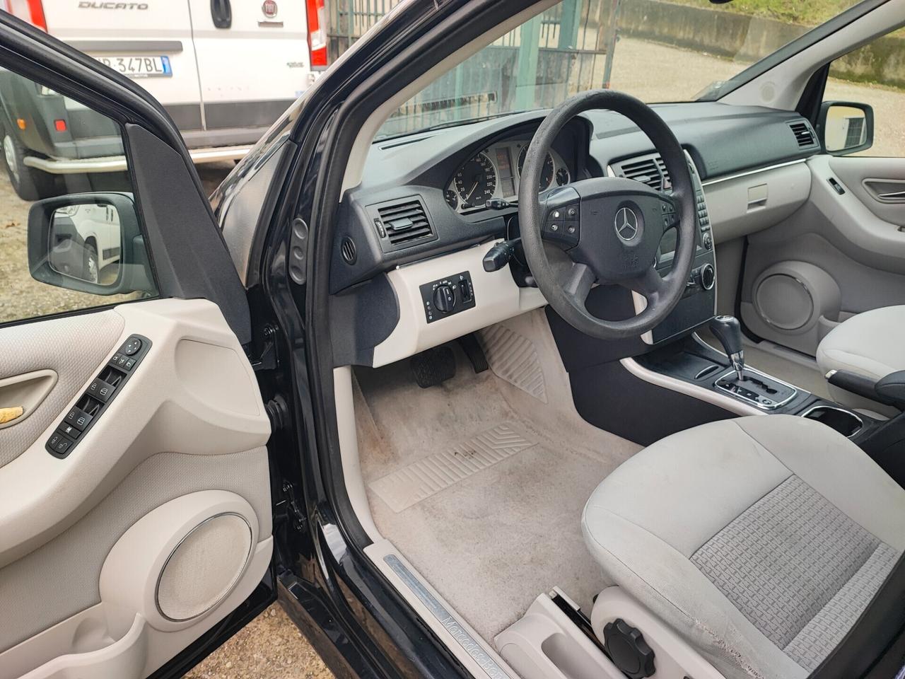 Mercedes Classe B180 Automatica Unico Propr.