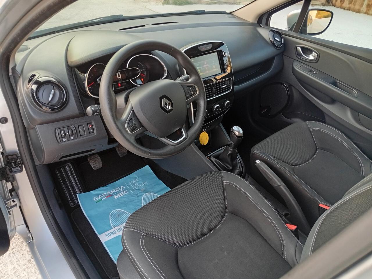 Renault Clio dCi 8V 90 CV 5 porte Moschino Intens
