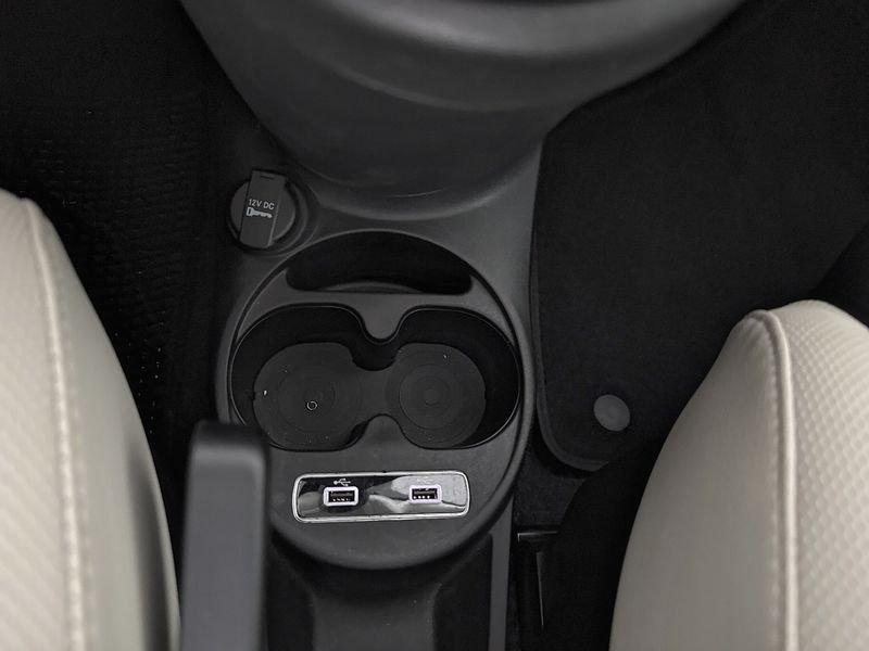 FIAT 500C 1.0 70cv Ibrido Dolcevita