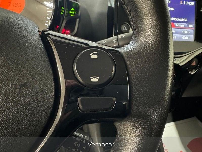Peugeot 108 Active VTi 72cv-CAR PLAY CRUISE C C LEGA 15! OK NEOP!!SOLO KM 31900!!