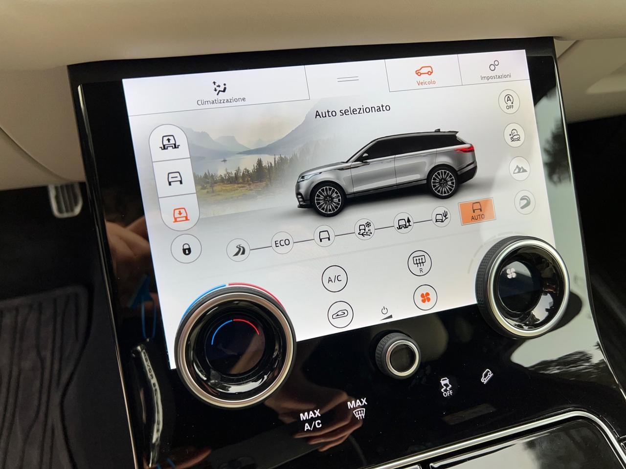 Land Rover Range Velar 3.0D l6 300 CV R-Dynamic HSE