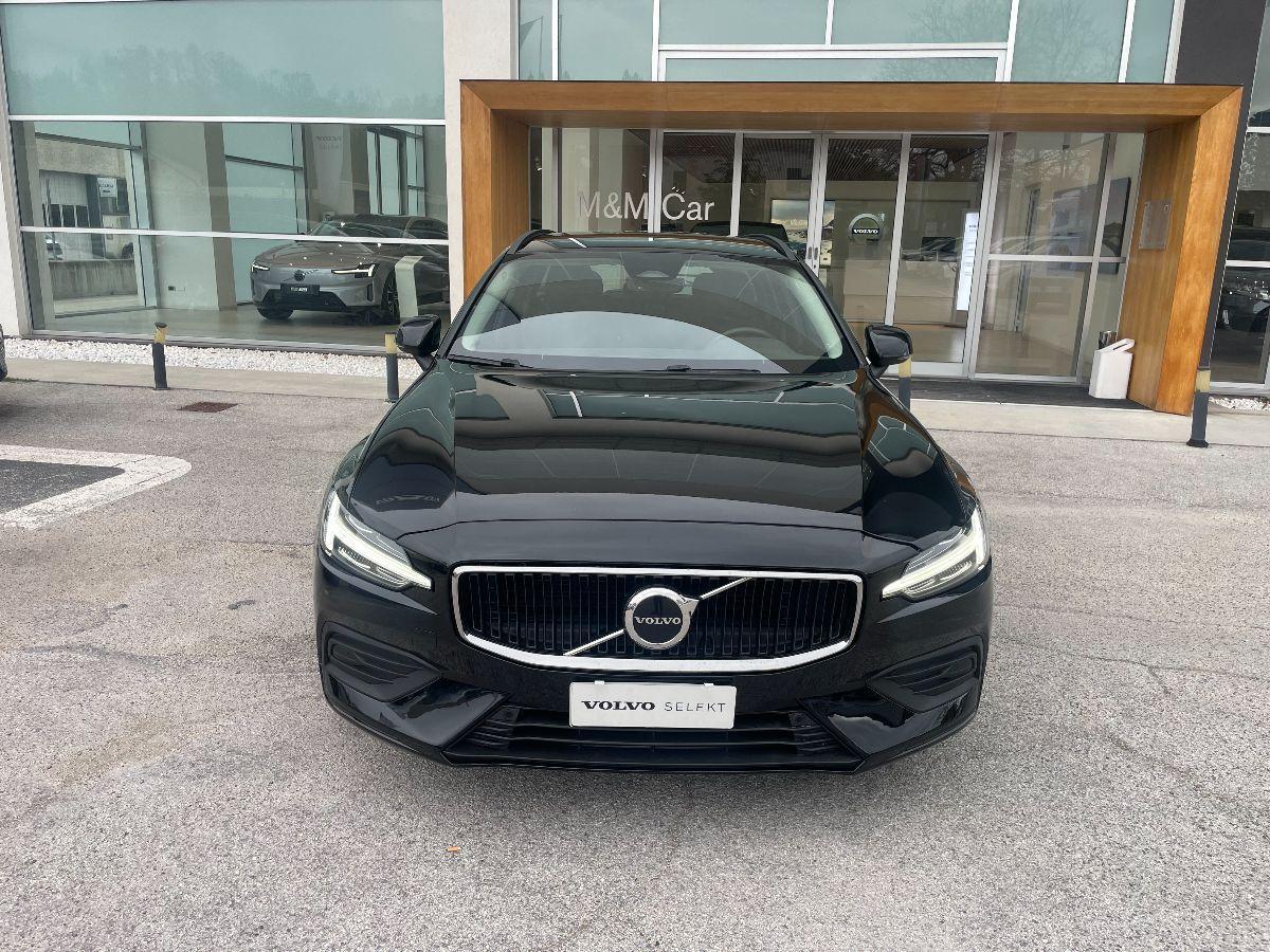 VOLVO - V60 - B3 aut. Essential