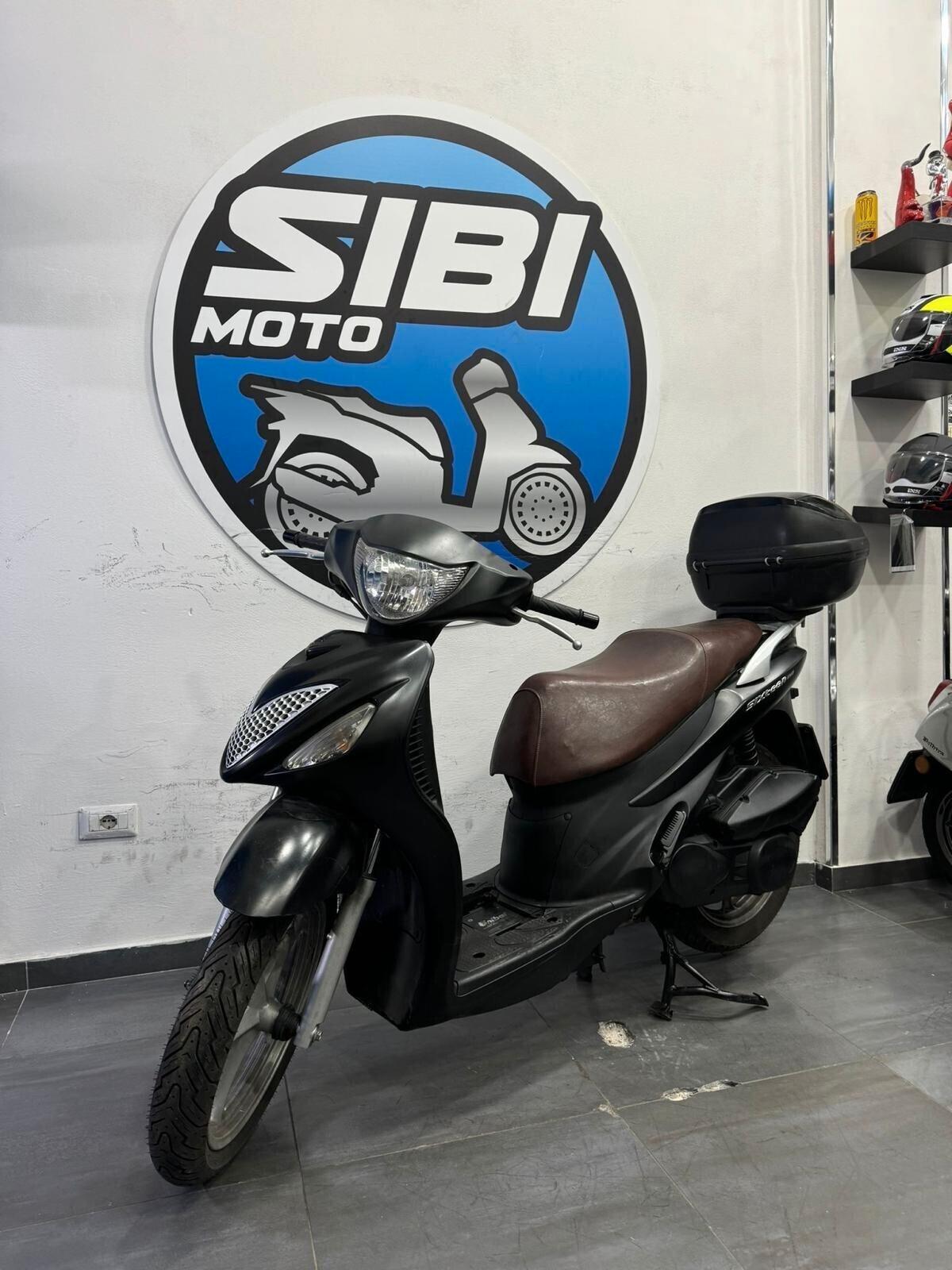 SUZUKI SIXTEEN 150