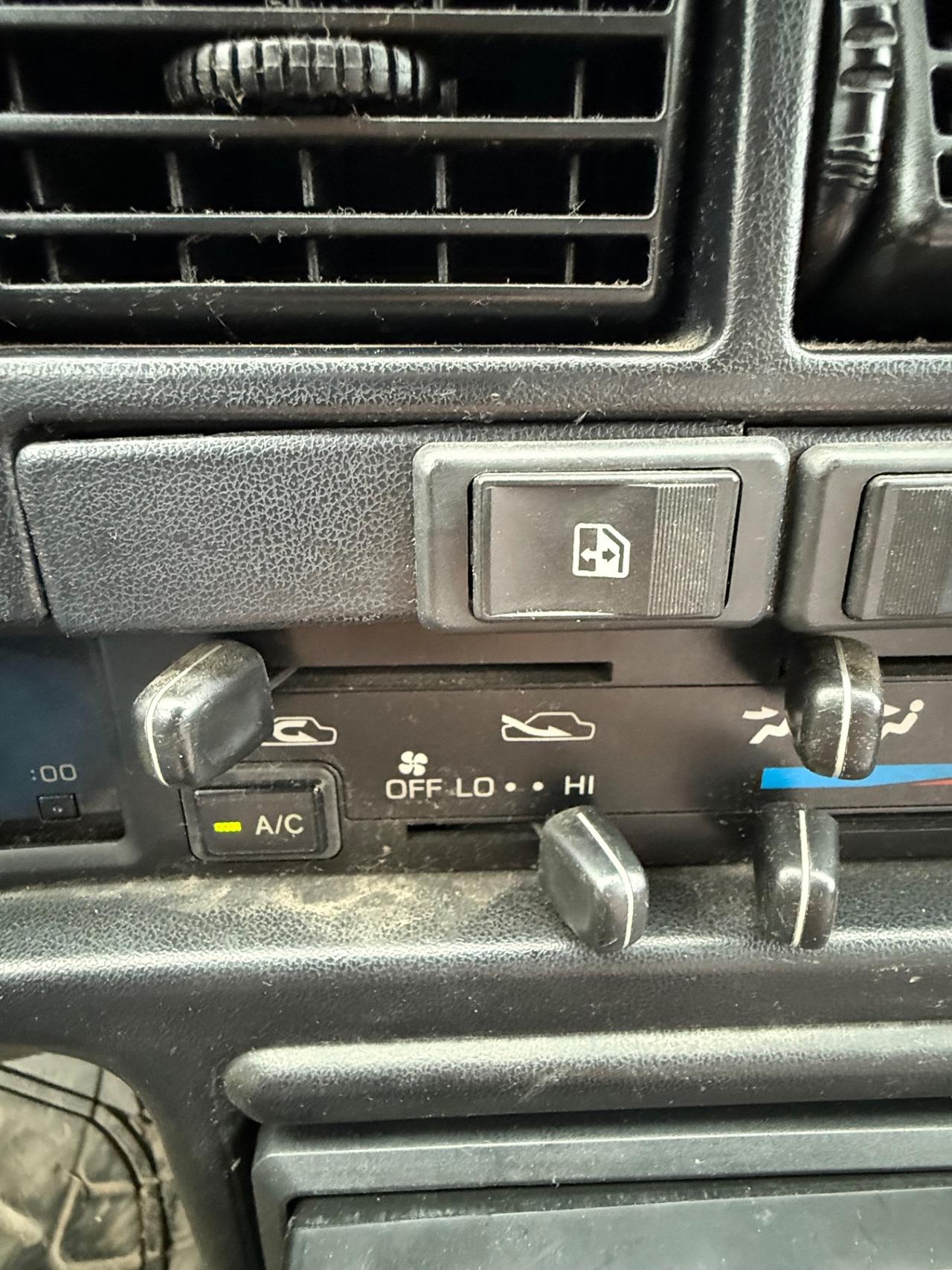 Toyota Hilux 2.4 diesel Pick-up