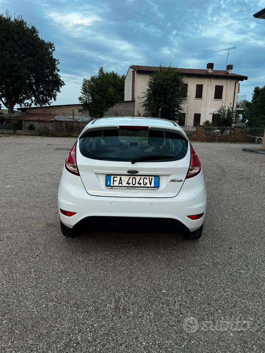 Ford fiesta 2015 1.2 benzina