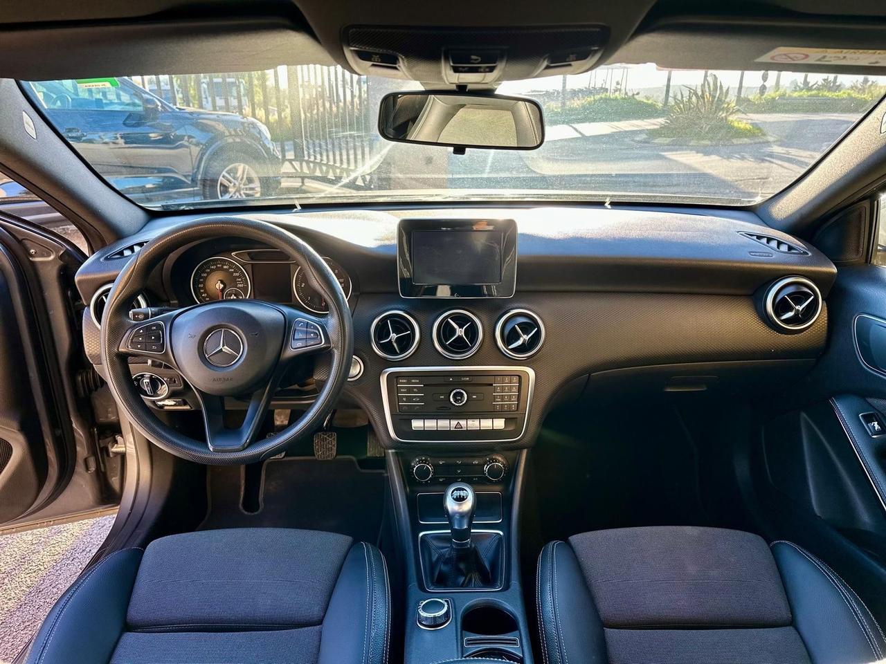 Mercedes-benz A 180 d Business