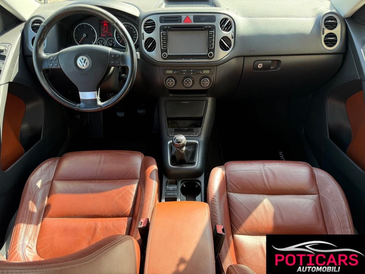 Volkswagen Tiguan 2.0 16V TDI DPF Track & Field (28°)