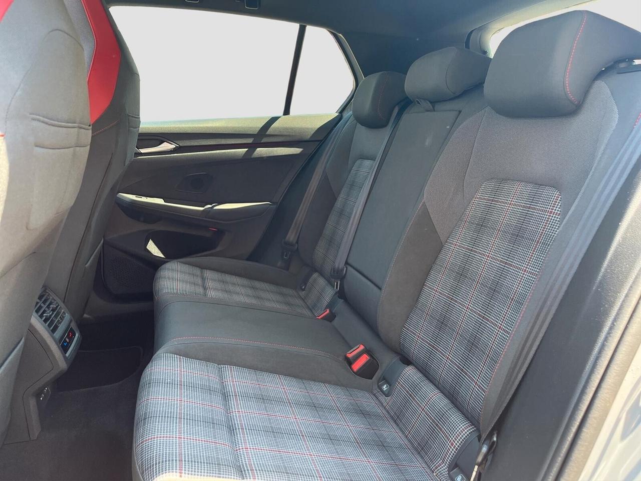 Volkswagen Golf GTI 2.0 TSI DSG 265 CV TETTO 2025