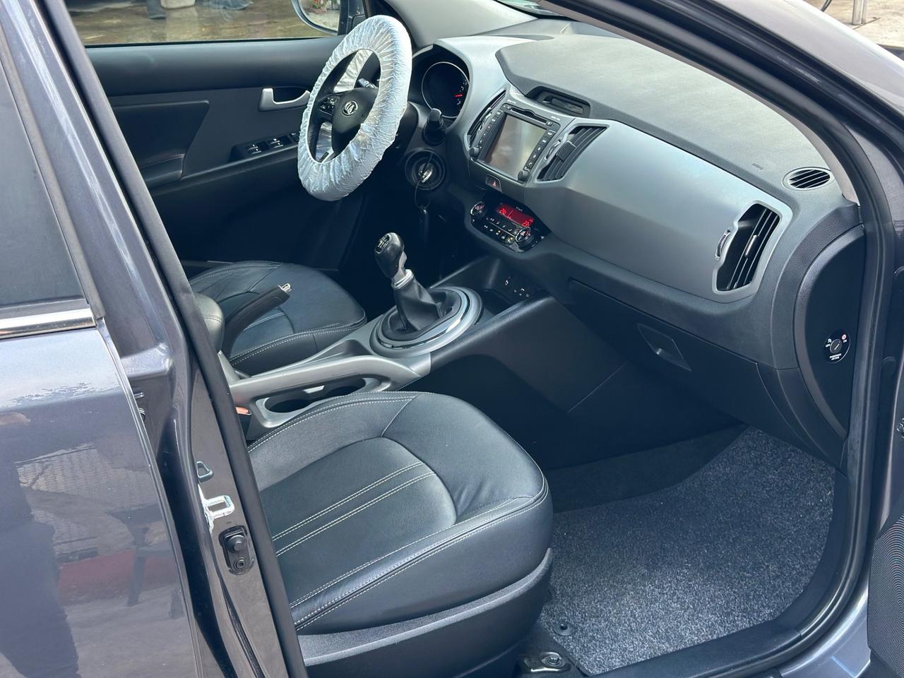 KIA SPORTAGE 1.7 CRDI VGT 2WD high tech 2016