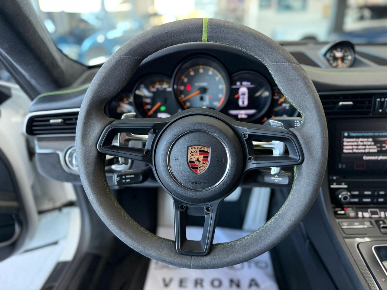 PORSCHE 911 GT3 RS