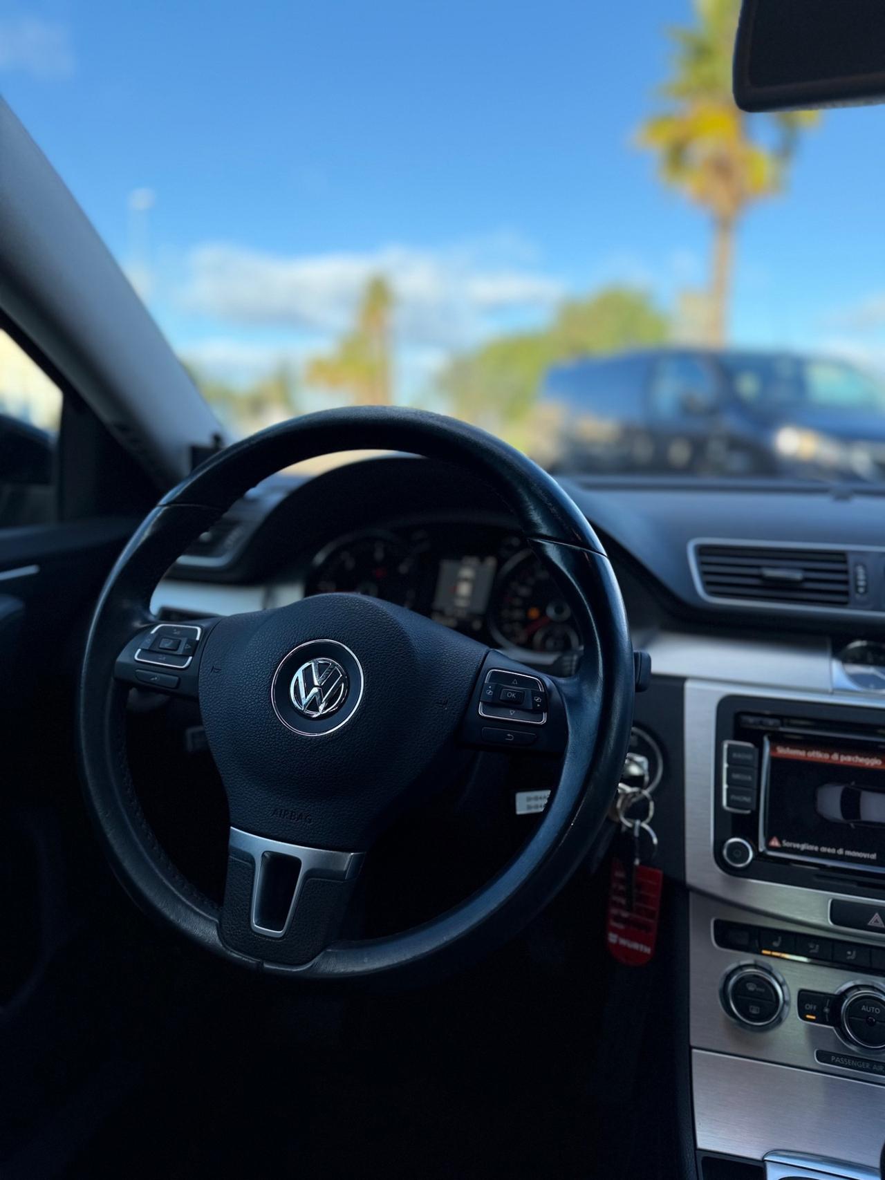 Volkswagen Passat 2.0 TDI Highline BlueM. Tech.