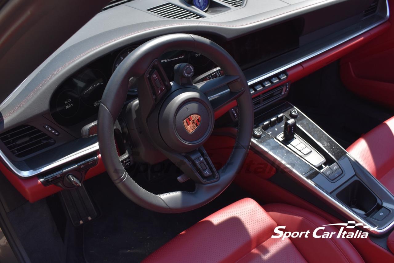 Porsche 911 Carrera 4S