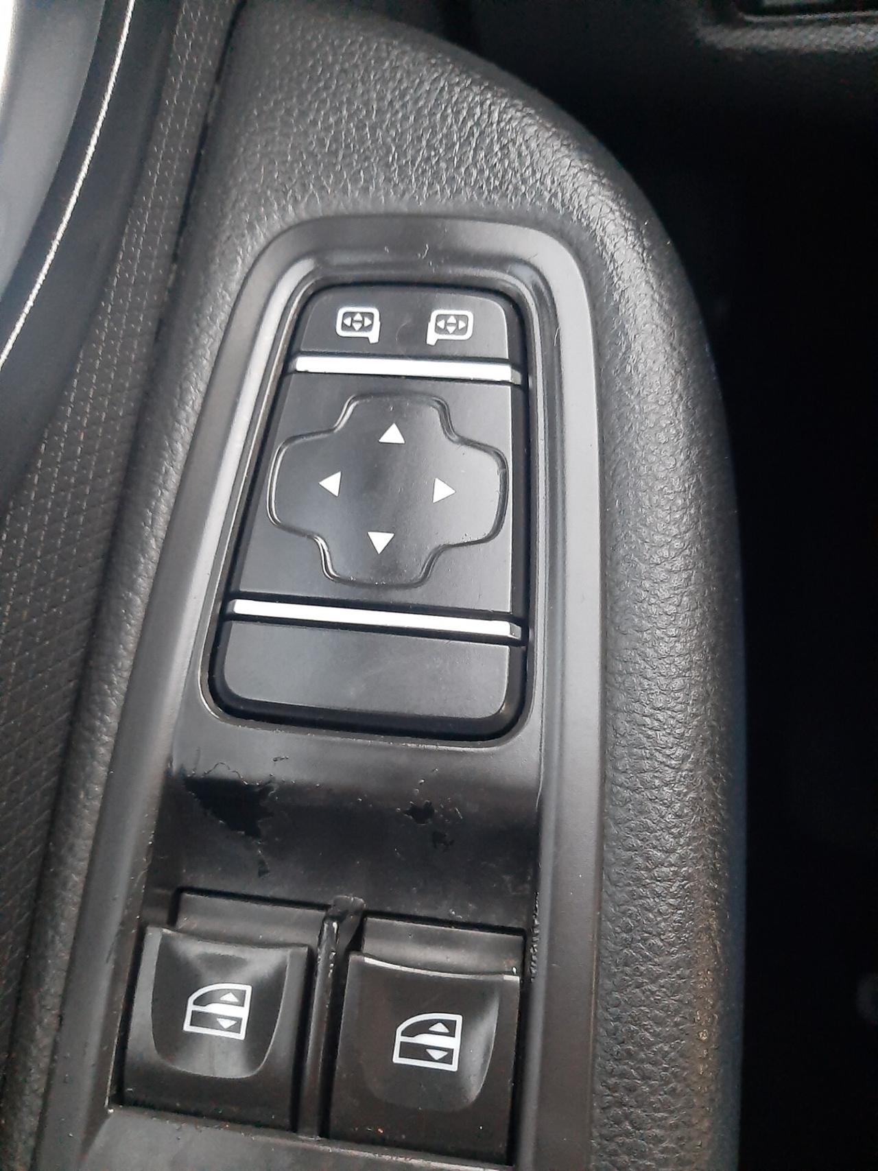 Renault Clio dCi 8V 75 CV 5 porte Duel