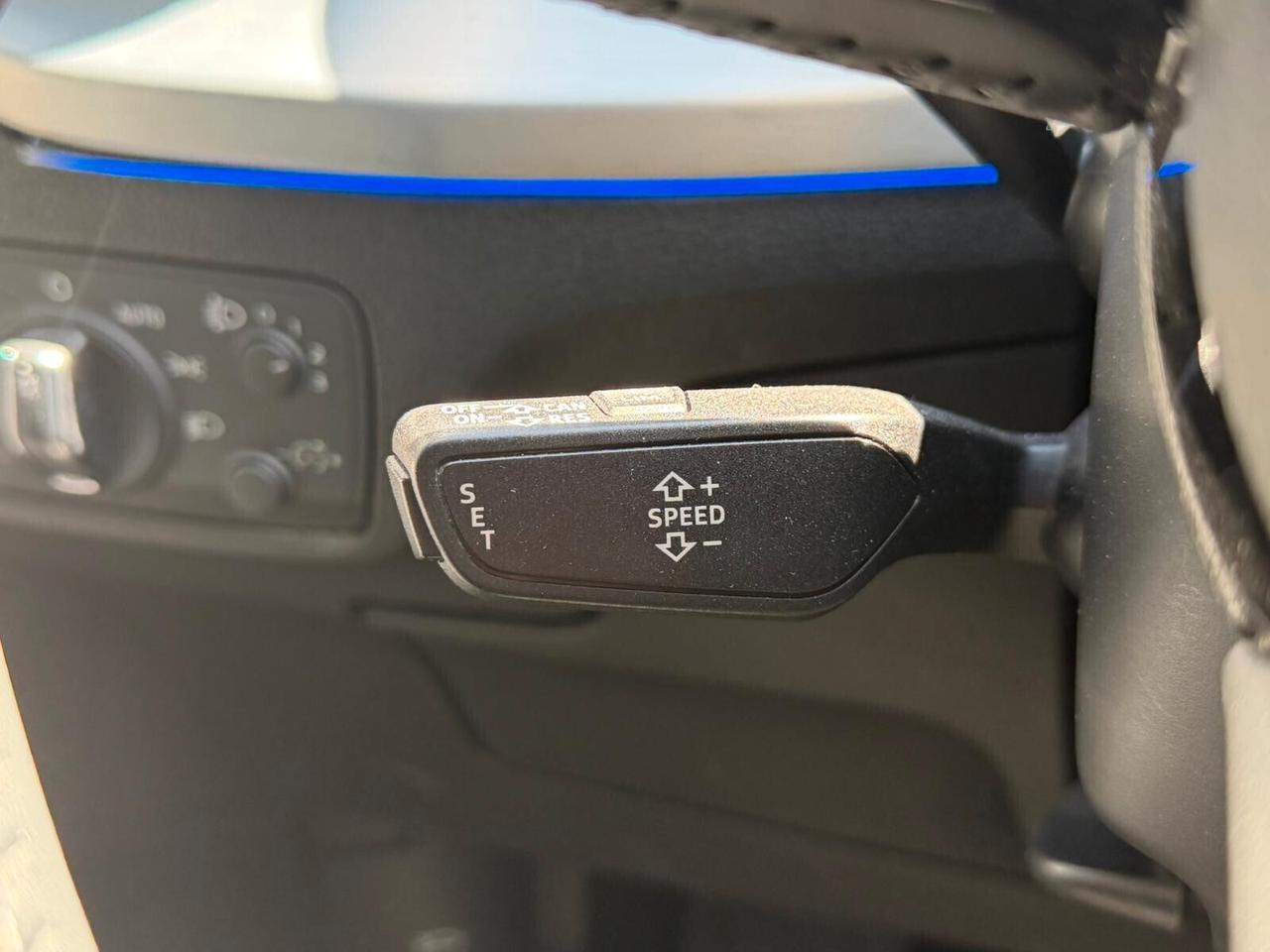 Audi Q2 2020 Manuale