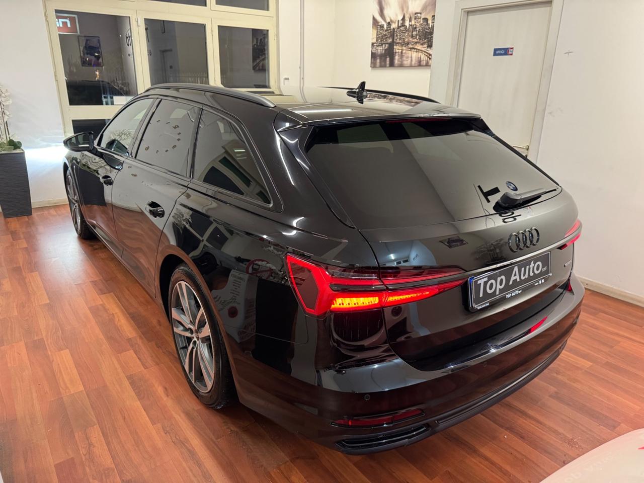 AUDI A6 AVANT 40 2.0 TDI QUATTRO S TRONIC S LINE EDITION