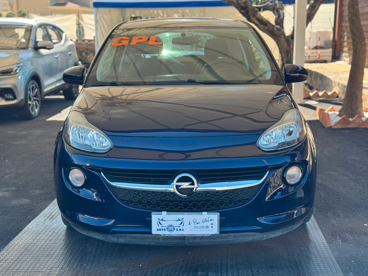 Opel Adam 1.4 87 CV GPL Tech Slam