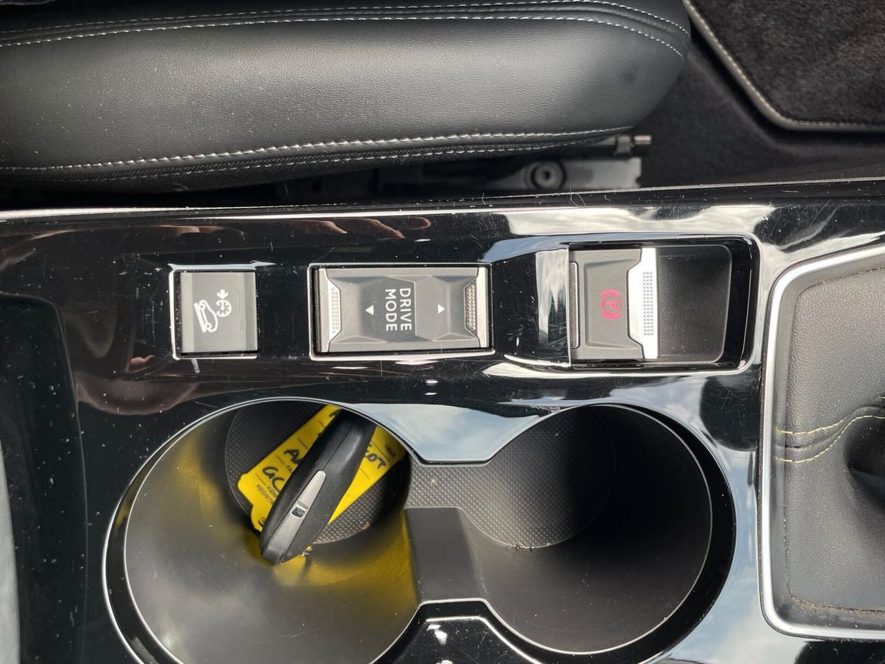 PEUGEOT 2008 1.5hdi GT-LINE *PACK LUCI*