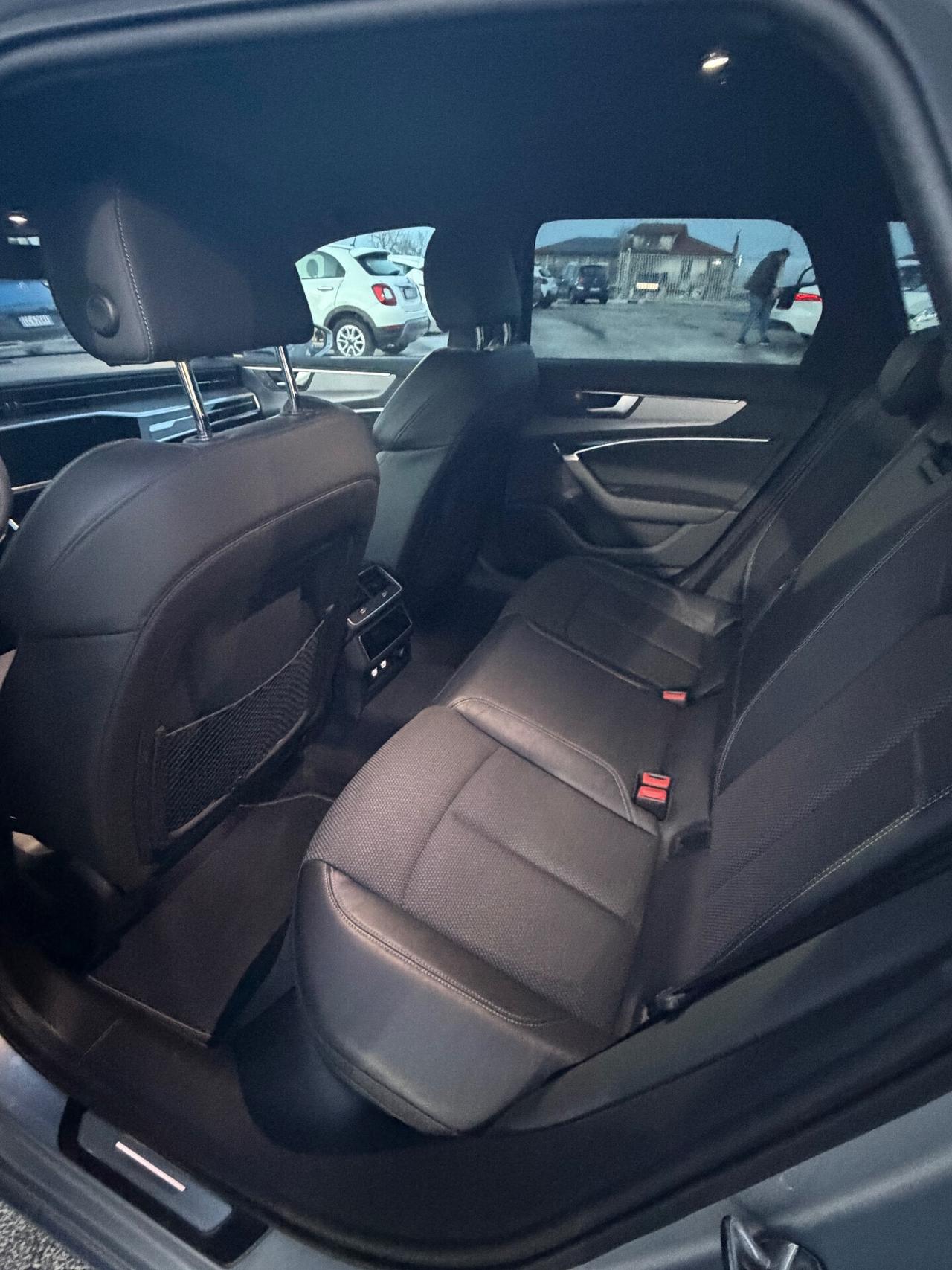 Audi A6 Avant 50 3.0 TDI quattro tiptronic Business Plus