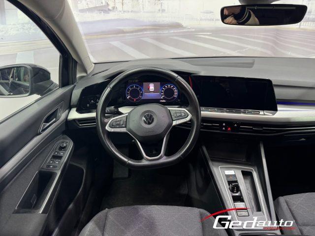 VOLKSWAGEN Golf 8 VIII 2.0 TDI 150 CV DSG SCR Life FULL-LED NAVI