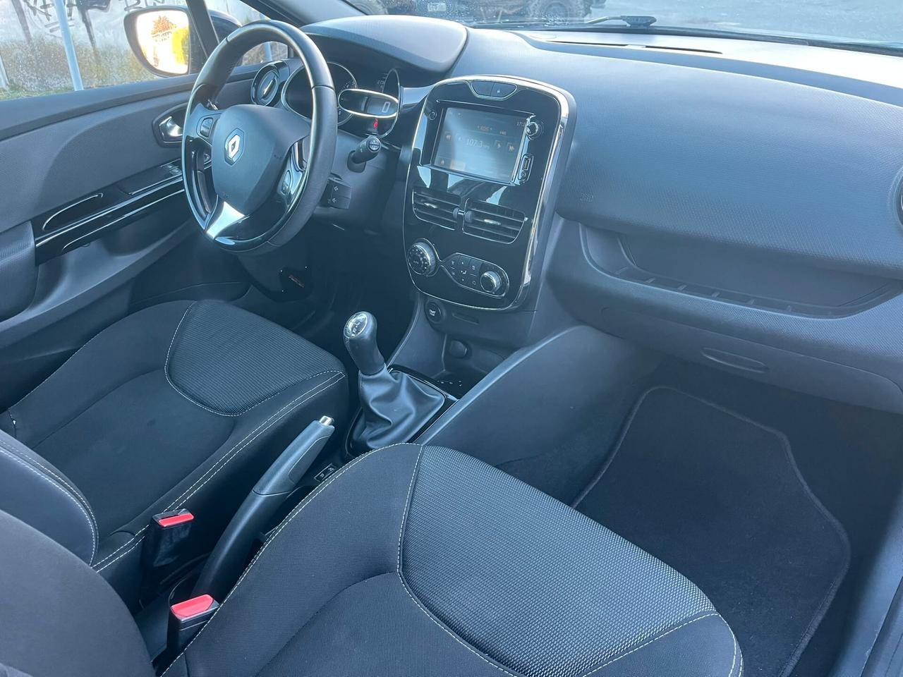 RENAULT CLIO 1.2 GPL X NEOPATENTATI