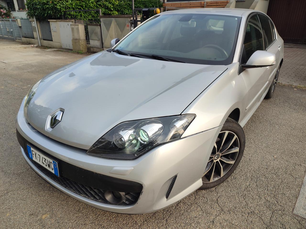 RENAULT NEW LAGUNA 1.5DIESEL BERLINA SPORT POCHI KM