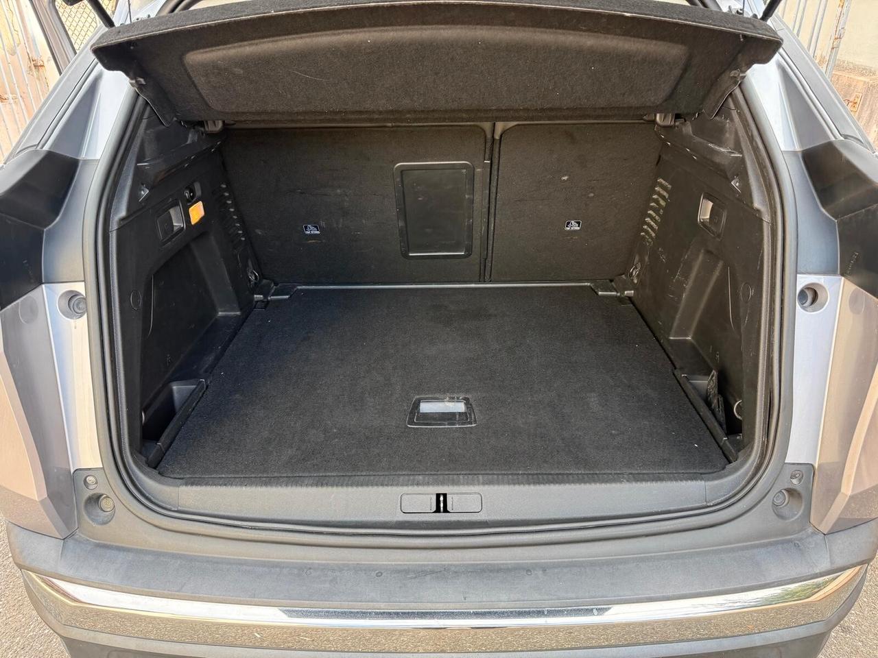 Peugeot 3008 HDi 130 S&S EAT8 Allure