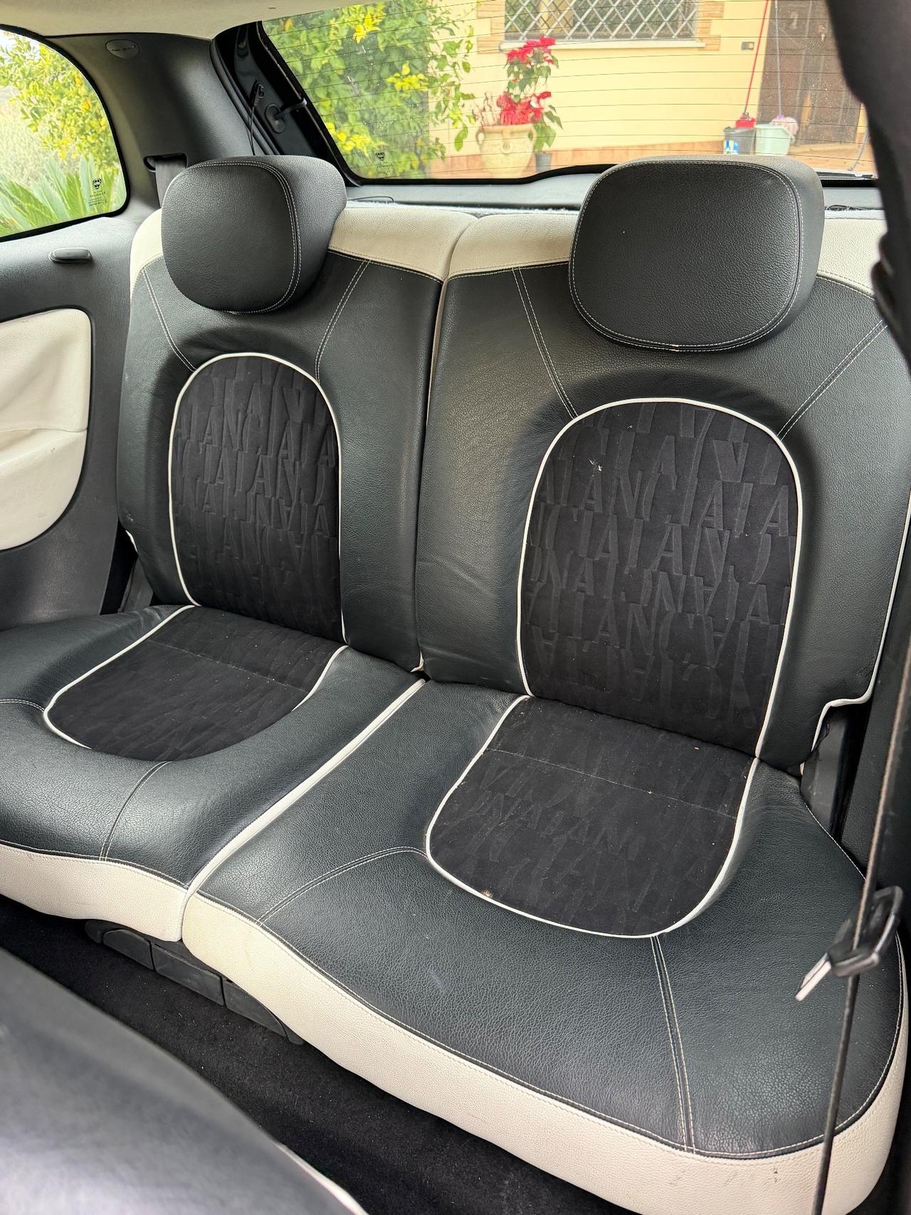 Lancia Ypsilon 1.2 69 CV 5 porte GPL Ecochic Silver