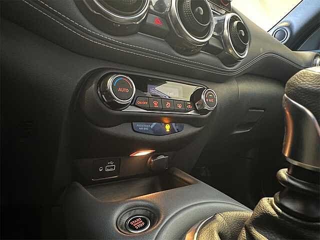 Nissan Juke 1.0 DIG-T 114 CV N-Connecta